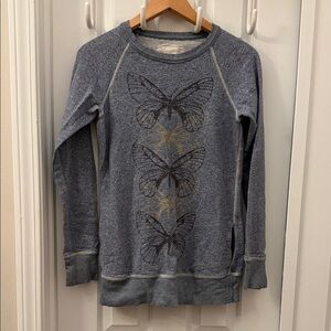 We The Free Blue Butterfly Print Women's Sweatshirt